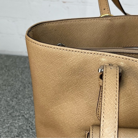 Michael Kors Tote Bag Tan/Camel Silver Accents Handled Bag Front Card Organizer - Picture 2 of 12